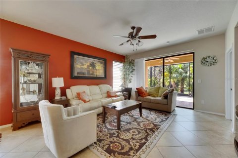 House in Apollo Beach, Florida 2 bedrooms, 150.13 sq.m. № 1914487 - photo 27