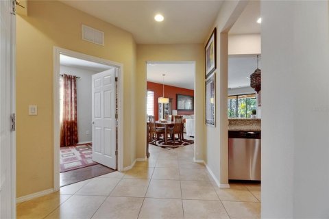House in Apollo Beach, Florida 2 bedrooms, 150.13 sq.m. № 1914487 - photo 14