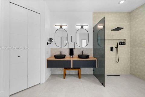 House in Parkland, Florida 5 bedrooms, 290.88 sq.m. № 2040623 - photo 26