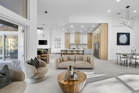 House in Parkland, Florida 5 bedrooms, 290.88 sq.m. № 2040623 - photo 9