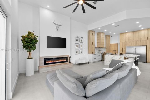 House in Parkland, Florida 5 bedrooms, 290.88 sq.m. № 2040623 - photo 19