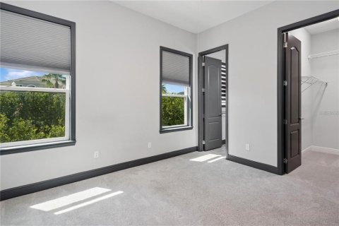 Villa ou maison à vendre à Winter Garden, Floride: 4 chambres, 323.95 m2 № 2388349 - photo 25