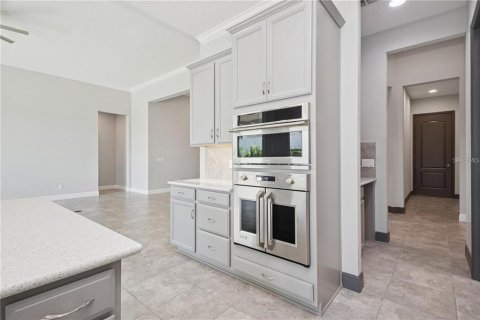 Villa ou maison à vendre à Winter Garden, Floride: 4 chambres, 323.95 m2 № 2388349 - photo 9