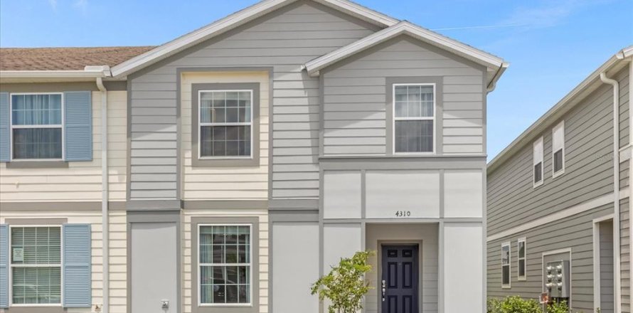 Touwnhouse à Davenport, Floride 5 chambres, 213.02 m2 № 2212248