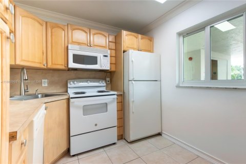 Condo in Davie, Florida, 2 bedrooms  № 1890764 - photo 5