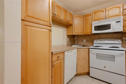 Condo in Davie, Florida, 2 bedrooms  № 1890764 - photo 3