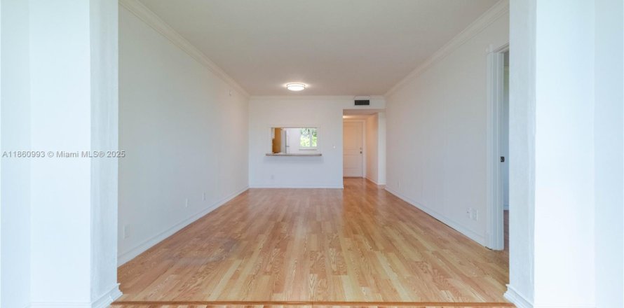 Condo in Davie, Florida, 2 bedrooms № 1890764