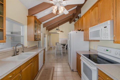 House in Holiday, Florida 3 bedrooms, 180.6 sq.m. № 1848517 - photo 22