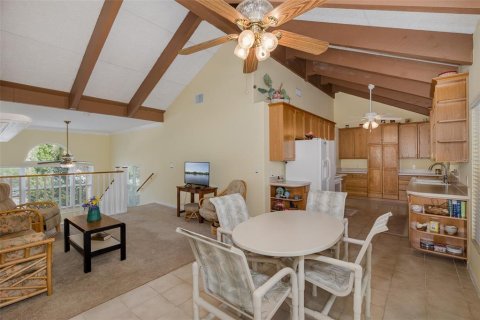 House in Holiday, Florida 3 bedrooms, 180.6 sq.m. № 1848517 - photo 19