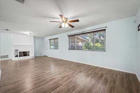 Villa ou maison à vendre à Orange Park, Floride: 3 chambres, 142.51 m2 № 2344833 - photo 11