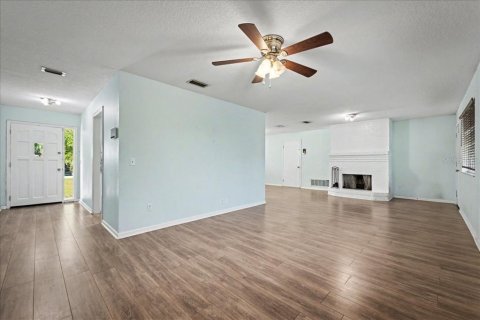 Villa ou maison à vendre à Orange Park, Floride: 3 chambres, 142.51 m2 № 2344833 - photo 12