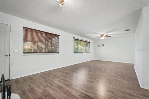 Villa ou maison à vendre à Orange Park, Floride: 3 chambres, 142.51 m2 № 2344833 - photo 14