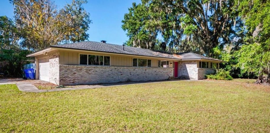 Villa ou maison à Orange Park, Floride 3 chambres, 142.51 m2 № 2344833
