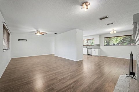 Villa ou maison à vendre à Orange Park, Floride: 3 chambres, 142.51 m2 № 2344833 - photo 13