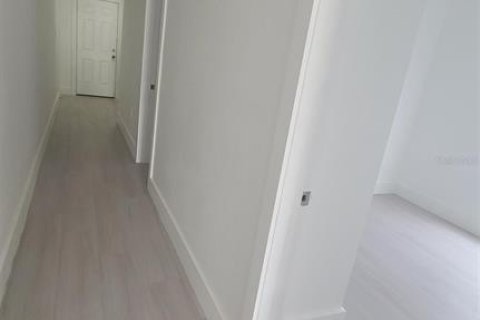 Apartamento en alquiler en Tampa, Florida, 2 dormitorios, 65.03 m2 № 2229323 - foto 16