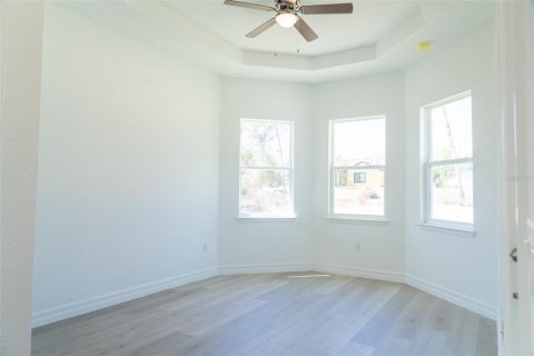 Villa ou maison à vendre à Ocala, Floride: 4 chambres, 167.32 m2 № 2205838 - photo 15