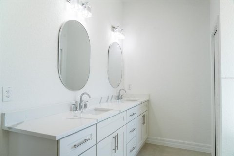 Villa ou maison à vendre à Ocala, Floride: 4 chambres, 167.32 m2 № 2205838 - photo 18