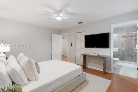 Casa en venta en Oakland Park, Florida, 3 dormitorios, 121.7 m2 № 1982791 - foto 15