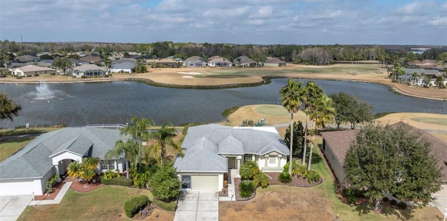 Villa ou maison à Trinity, Floride 3 chambres, 174.28 m2 № 2221180