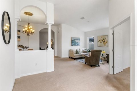 Villa ou maison à vendre à Winter Haven, Floride: 4 chambres, 258.36 m2 № 1854269 - photo 5