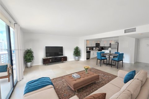 Condominio en venta en Miami Beach, Florida, 1 dormitorio, 83.61 m2 № 1946712 - foto 3