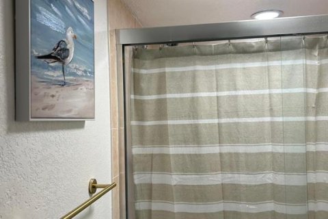 Снять в аренду кондоминиум в Аполло-Бич, Флорида 2 комнаты, 104.52м2, № 1917465 - фото 15