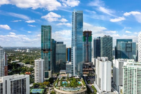 Condominio en venta en Miami, Florida, 3 dormitorios, 342.07 m2 № 2152670 - foto 17