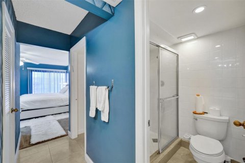Condo in Hollywood, Florida, 2 bedrooms  № 2241392 - photo 28