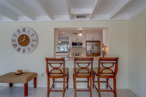 House in Largo, Florida 3 bedrooms, 181.07 sq.m. № 1550982 - photo 25