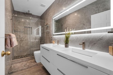 Villa ou maison à vendre à Doral, Floride: 4 chambres, 225.66 m2 № 2084239 - photo 23