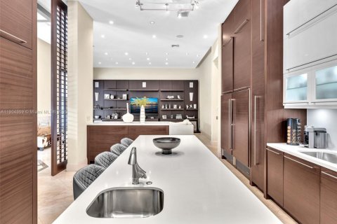 Купить виллу или дом в Плантация, Флорида 7 спален, 635.64м2, № 1955841 - фото 14