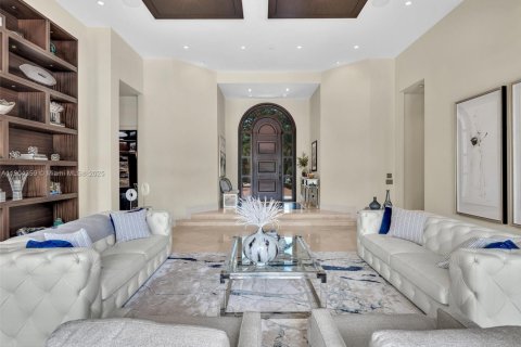 Купить виллу или дом в Плантация, Флорида 7 спален, 635.64м2, № 1955841 - фото 8