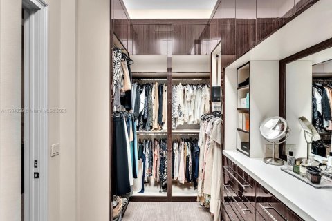 Купить виллу или дом в Плантация, Флорида 7 спален, 635.64м2, № 1955841 - фото 28