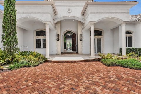 Купить виллу или дом в Плантация, Флорида 7 спален, 635.64м2, № 1955841 - фото 3