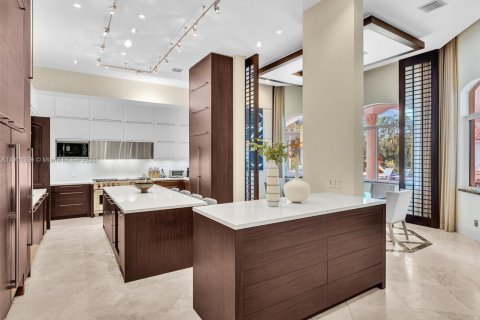 Купить виллу или дом в Плантация, Флорида 7 спален, 635.64м2, № 1955841 - фото 16