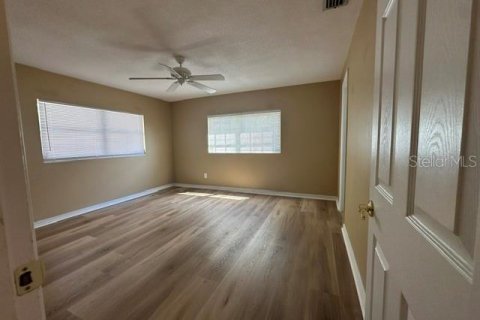 Appartement à louer à Mount Dora, Floride: 2 chambres, 108.7 m2 № 2373368 - photo 7