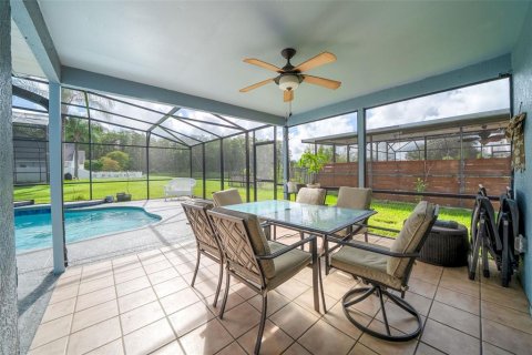 House in Orlando, Florida 3 bedrooms, 148.64 sq.m. № 2348331 - photo 28
