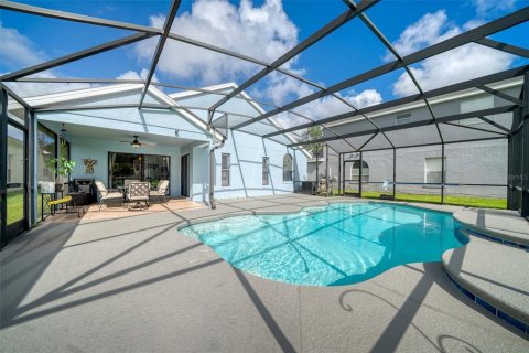 House in Orlando, Florida 3 bedrooms, 148.64 sq.m. № 2348331 - photo 30