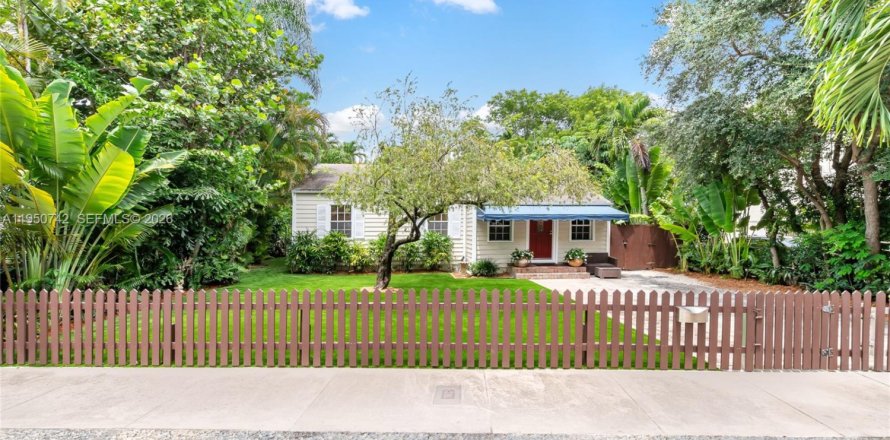 Casa en Miami, Florida 3 dormitorios, 109.35 m2 № 2006493