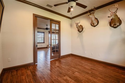 House in Lakeland, Florida 4 bedrooms, 254.92 sq.m. № 2395924 - photo 21