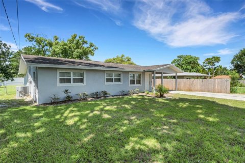 Casa en venta en Winter Haven, Florida, 3 dormitorios, 137.4 m2 № 1879910 - foto 2