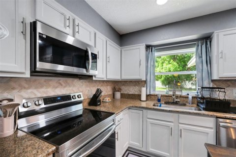 Casa en venta en Winter Haven, Florida, 3 dormitorios, 137.4 m2 № 1879910 - foto 11
