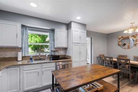 Casa en venta en Winter Haven, Florida, 3 dormitorios, 137.4 m2 № 1879910 - foto 10