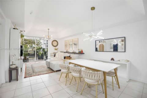 Купить кондоминиум в Дорал, Флорида 3 спальни, 158.86м2, № 2048460 - фото 14