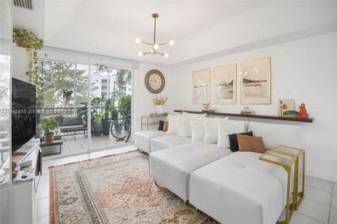 Купить кондоминиум в Дорал, Флорида 3 спальни, 158.86м2, № 2048460 - фото 17