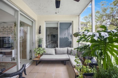 Купить кондоминиум в Дорал, Флорида 3 спальни, 158.86м2, № 2048460 - фото 23