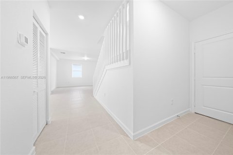 House in Homestead, Florida 3 bedrooms № 2028959 - photo 11