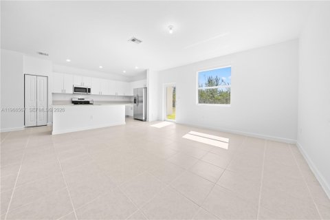 House in Homestead, Florida 3 bedrooms № 2028959 - photo 13