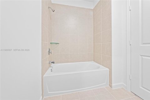 House in Homestead, Florida 3 bedrooms № 2028959 - photo 24