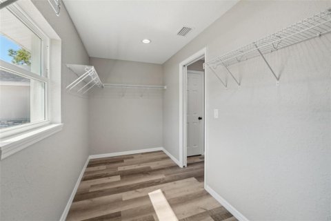 Villa ou maison à vendre à Weeki Wachee, Floride: 3 chambres, 144.93 m2 № 1907952 - photo 28